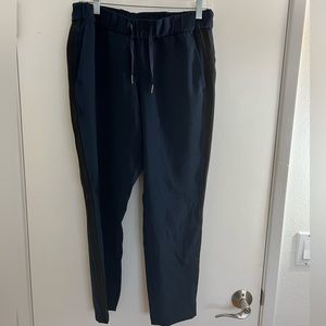 Lululemon joggers